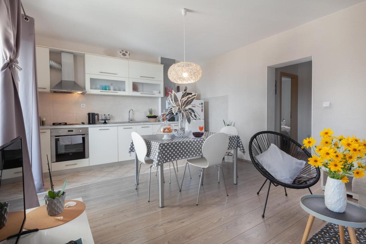 Sea View Ela Apartments Podgora Εξωτερικό φωτογραφία